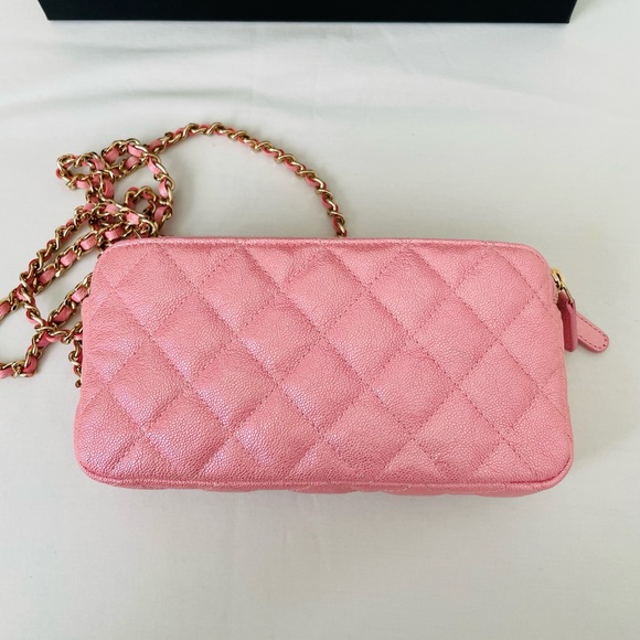 Chanel Pink Iridescent Clutch with Chain - Picture 4 of 14